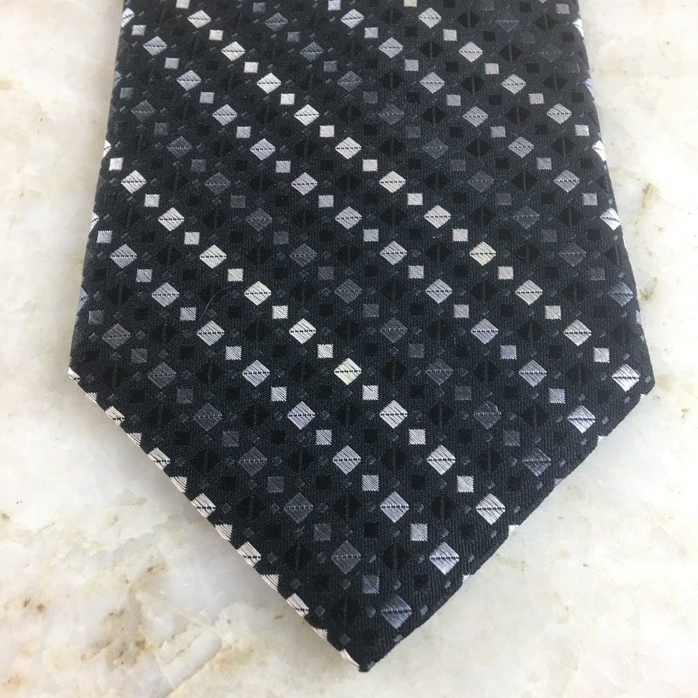 JOSEPH & FEISS SILK TIE